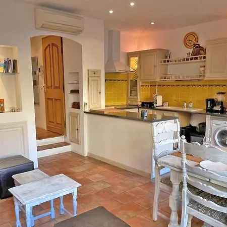 Catherine דירה סן-מקסים