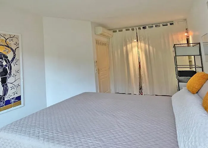 Апартаменти Catherine Сент-Максім